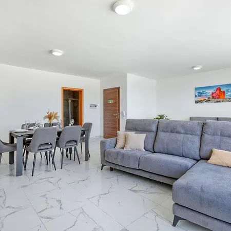 New! Sant Anna Residences, Ph 8 By Sf Homes *