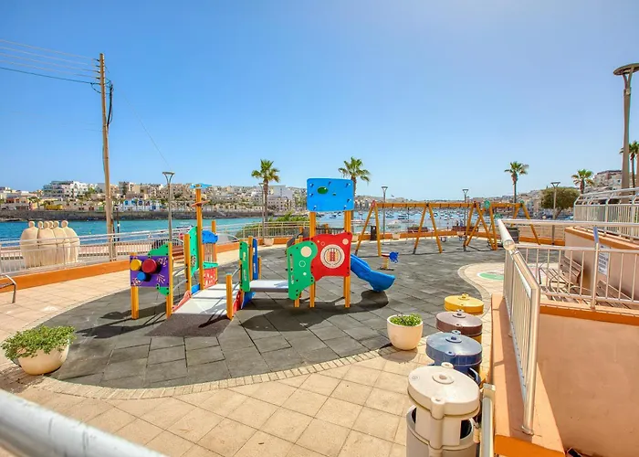 New! Sant Anna Residences, Ph 8 By Sf Homes Appartement *